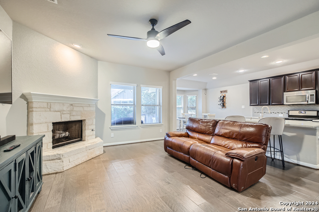 8919 Sage Stem Property Photo 8