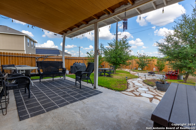 7206 Romaire Run Property Photo 5