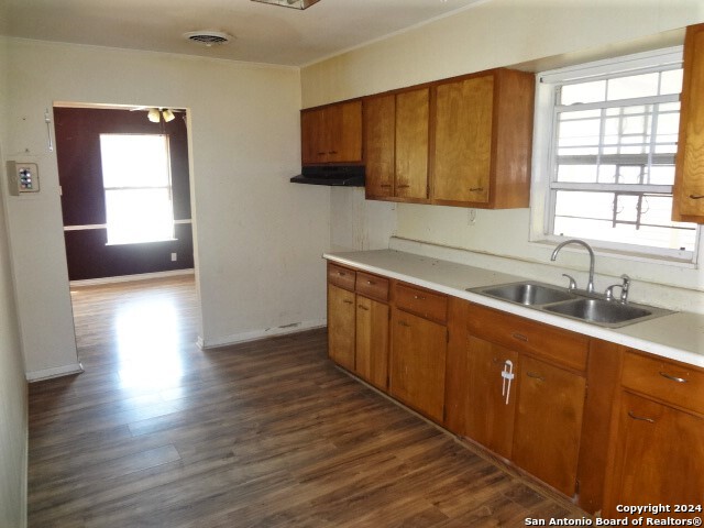 527 Pletz Dr Property Photo 8