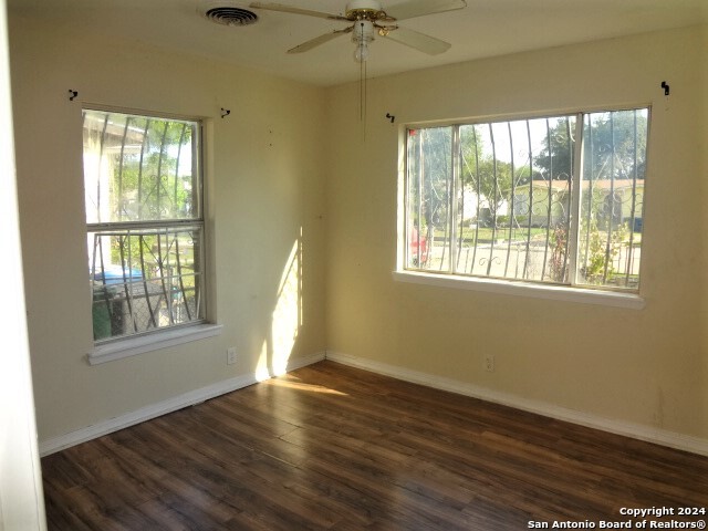 527 Pletz Dr Property Photo 12