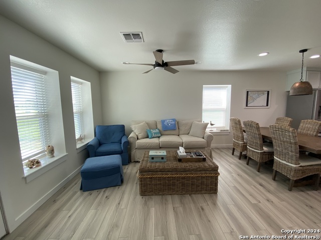253 Carrie St. Property Photo 3