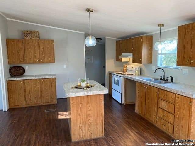 369 Thomas Property Photo 5