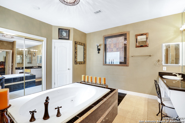 12439 Winding Branch Property Photo 32