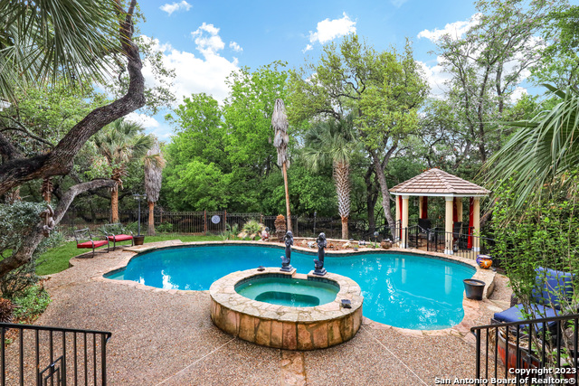 12439 Winding Branch Property Photo 43