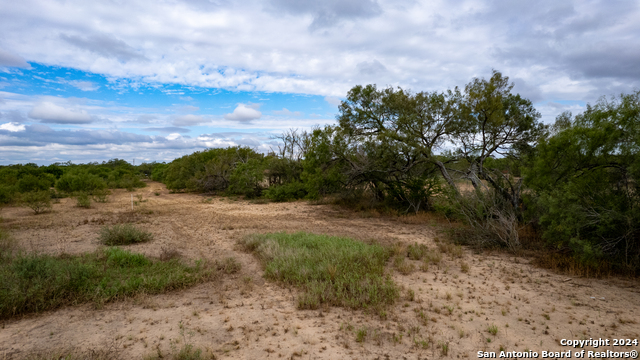 0 Pr 2743 Property Photo 3