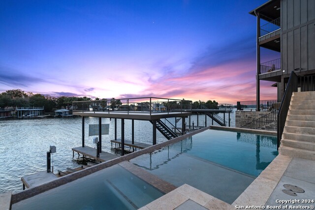 171 Pointview Property Photo 1