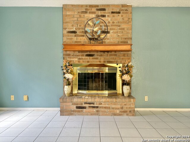1745 Broadmoor Dr Property Photo 4