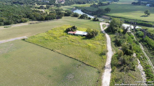 123 Tanglewood Trail Property Photo 4