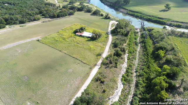 123 Tanglewood Trail Property Photo 5