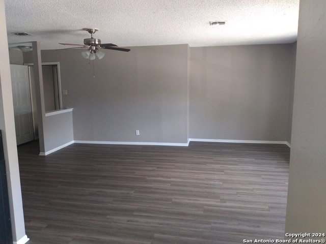 1012 Mission Dr. Property Photo 3