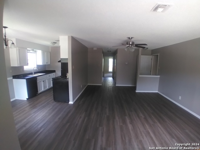1012 Mission Dr. Property Photo 5