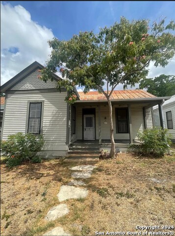 617 Montana St Property Photo 1