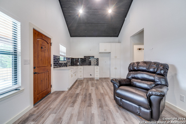 6401 Whartons Dock Property Photo 9