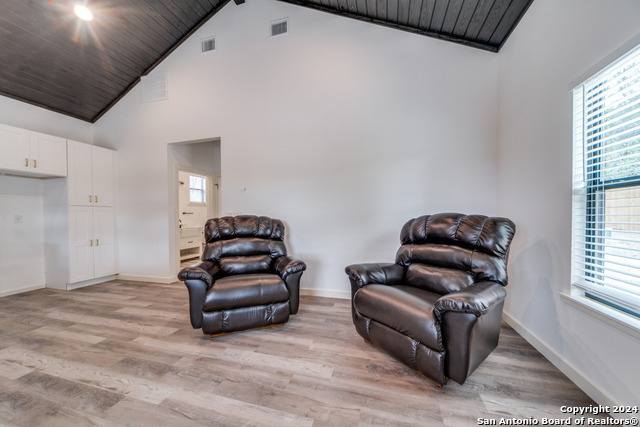 6401 Whartons Dock Property Photo 11