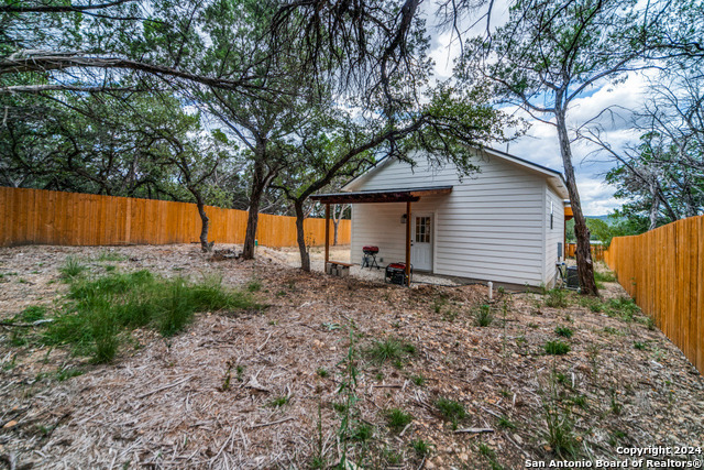 6401 Whartons Dock Property Photo 31