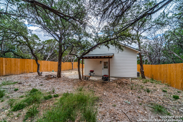 6401 Whartons Dock Property Photo 32