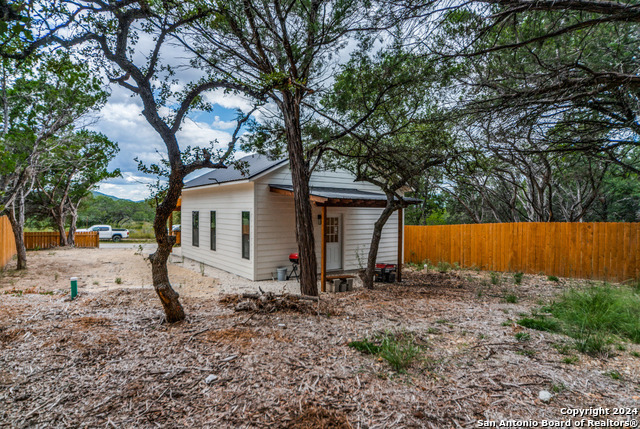 6401 Whartons Dock Property Photo 34