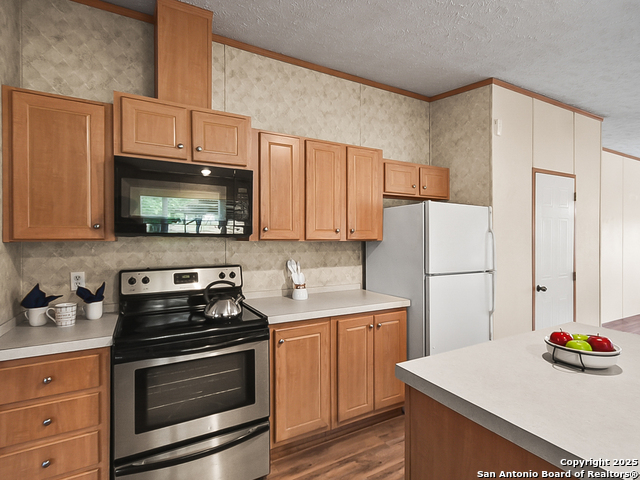 220 Northfield Dr Property Photo 13