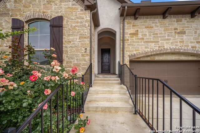 28310 Charlotte Cv Property Photo 2