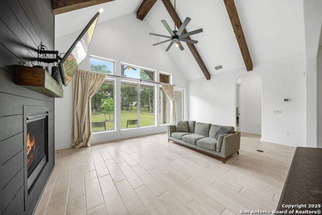 28310 Charlotte Cv Property Photo 8