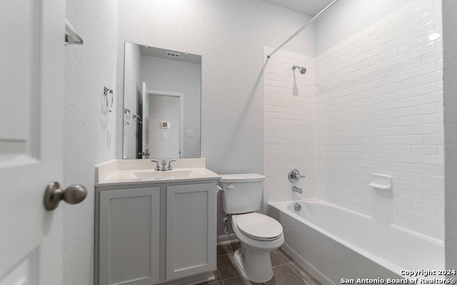 5215 Olene Flts Property Photo 12