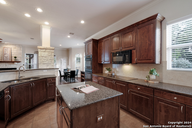 472 Lantana Mesa Property Photo 10