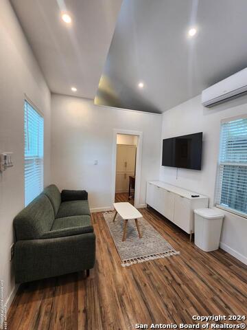 626 Delmar Property Photo 2