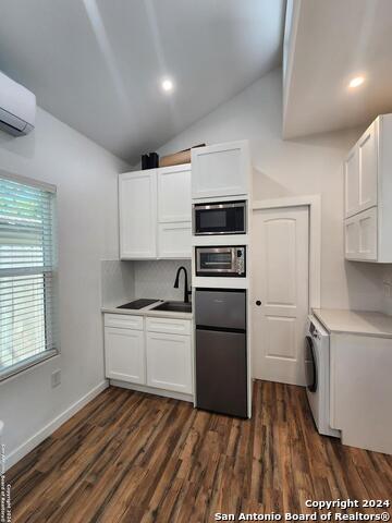 626 Delmar Property Photo 9