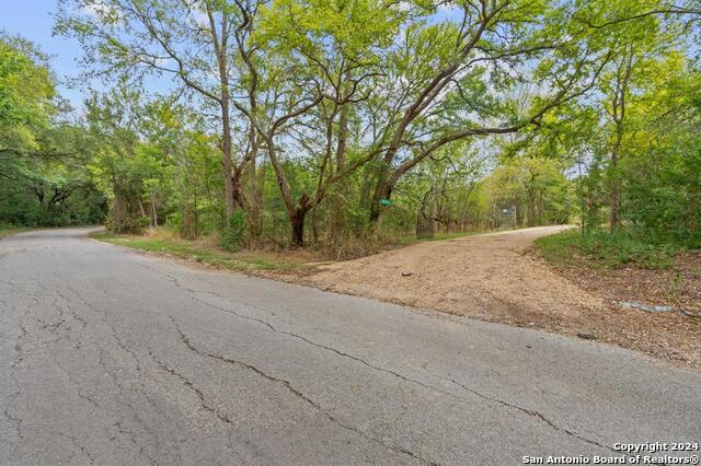 689 Chamberlin Road Property Photo 3