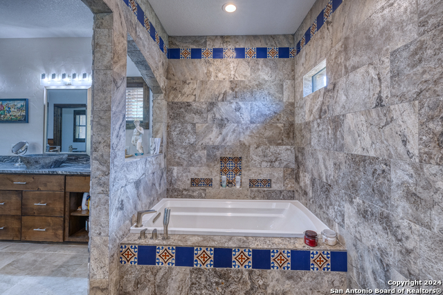 1023 Mariposa Ave Property Photo 25