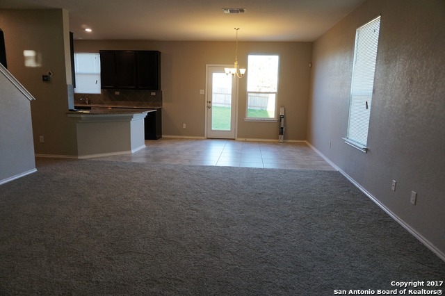 2610 Green Leaf Way Property Photo 4