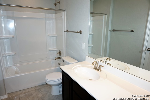 2610 Green Leaf Way Property Photo 13