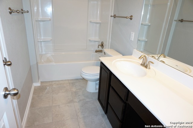 2610 Green Leaf Way Property Photo 14