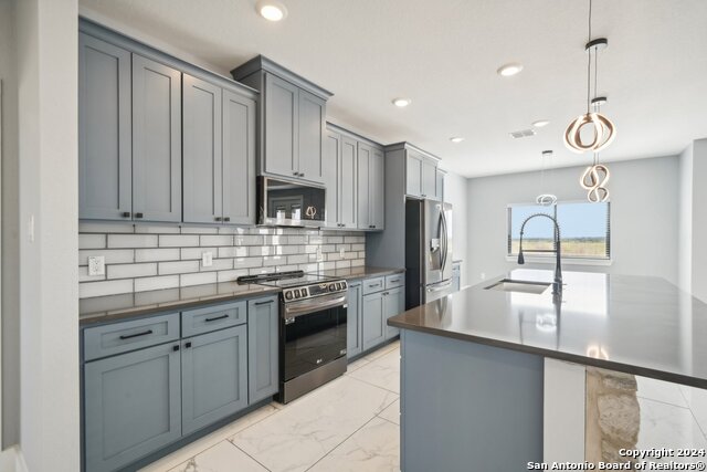 792 Lake Valley Property Photo 16