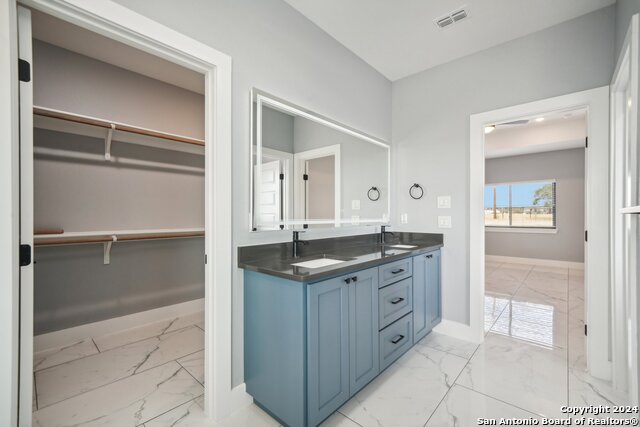792 Lake Valley Property Photo 29