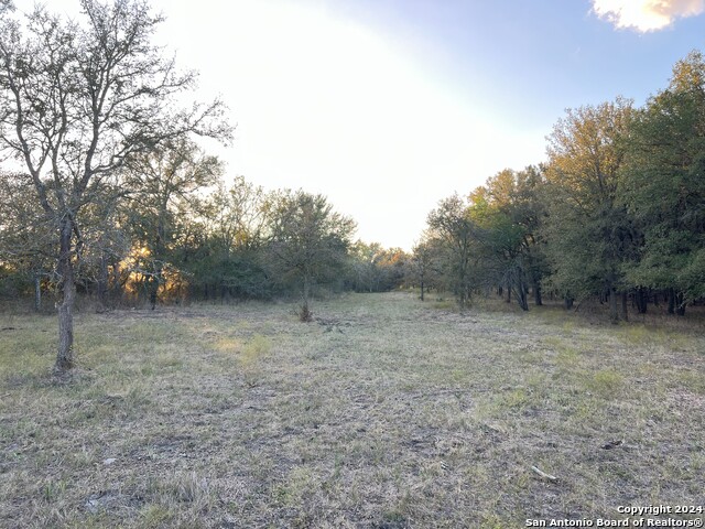 735 Old Zorn Rd Property Photo 6