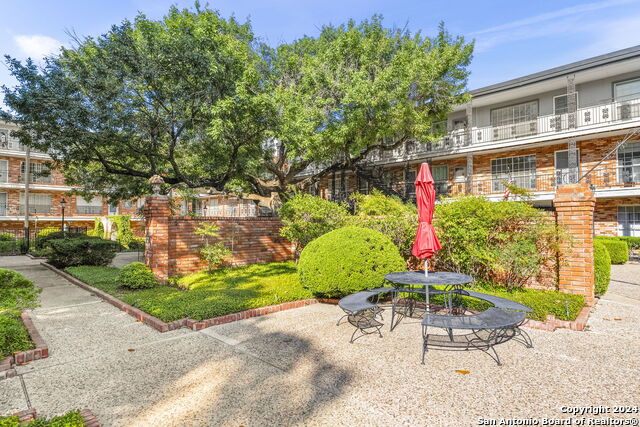 8401 N New Braunfels Ave Property Photo 5