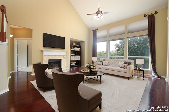 10606 Rainbow Vw Property Photo 7