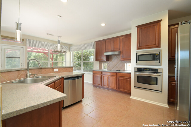 10606 Rainbow Vw Property Photo 10
