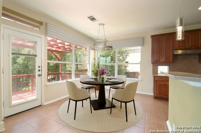10606 Rainbow Vw Property Photo 12
