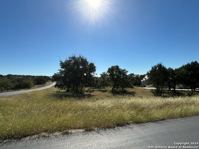 707 Haven Point Loop Property Photo 4