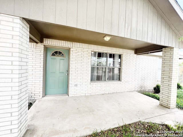 133 Rio Grande St Property Photo 4