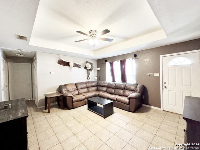133 Rio Grande St Property Photo 5
