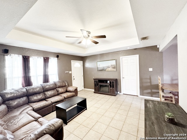 133 Rio Grande St Property Photo 7