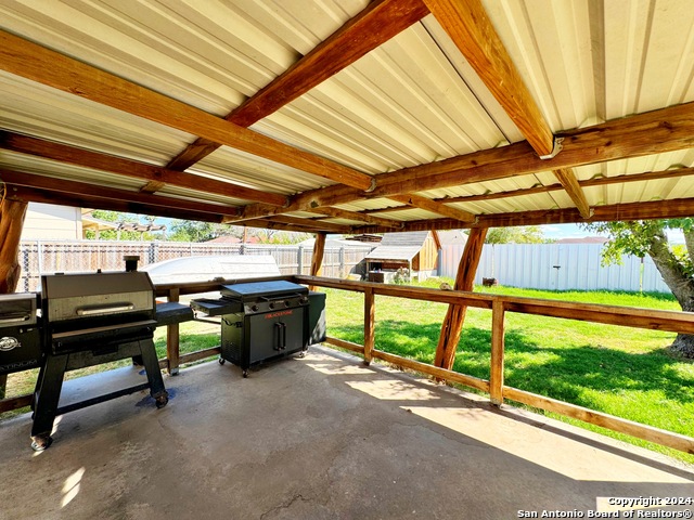 133 Rio Grande St Property Photo 22