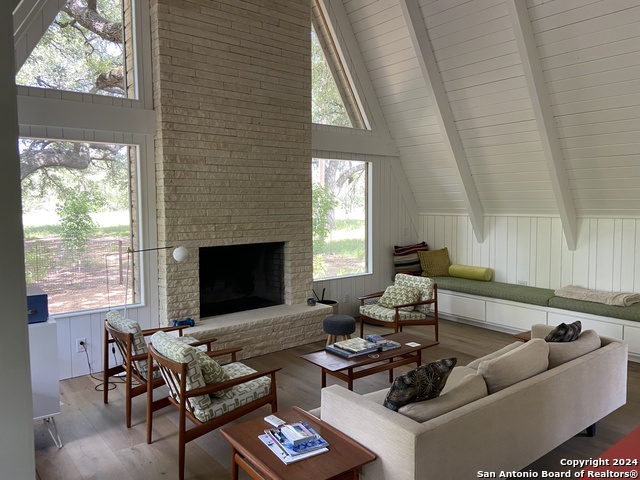 412 Lebouf Rd Property Photo 8