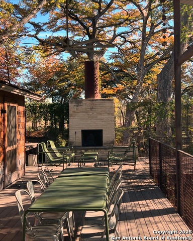 412 Lebouf Rd Property Photo 34