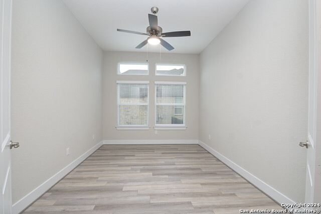491 Englewood Ln Property Photo 17