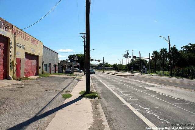 3815 W Commerce St Property Photo 22