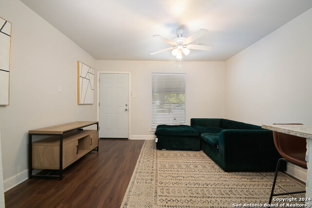 6119 Deep Valley Dr. Property Photo 7
